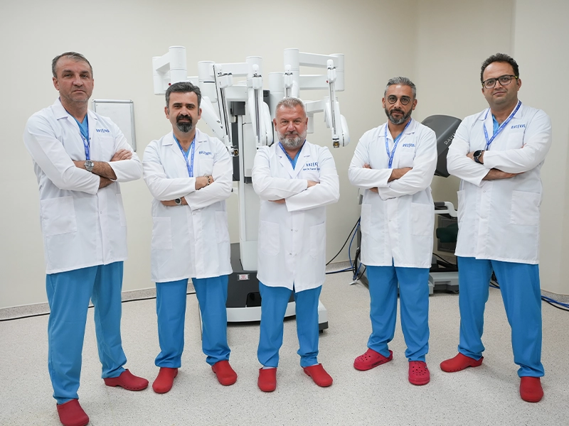 Bazekol Çiğli Hastanesi’nde Da Vinci Robotik Cerrahi ile 2 yılda 400’üncü Üroloji Operasyonu 
